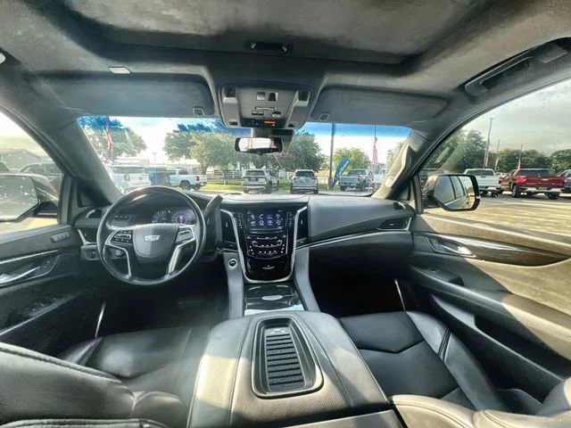 Used 2019 BLACK RAVEN Cadillac Platinum image 19