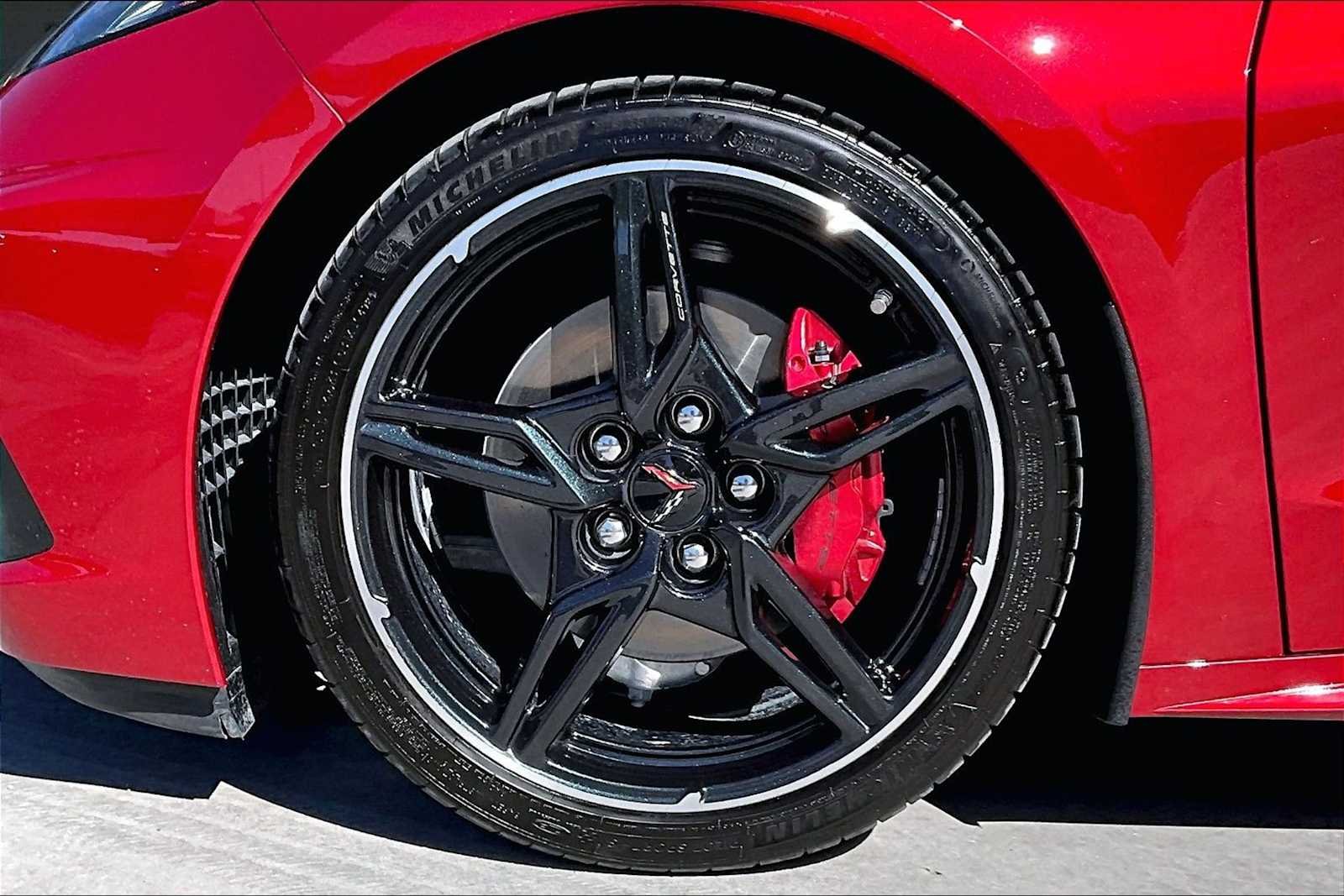 Used 2022 Red Mist Metallic Tintcoat Chevrolet 1LT image 11