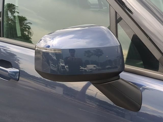 Used 2025 Blue Hyundai SEL image 12