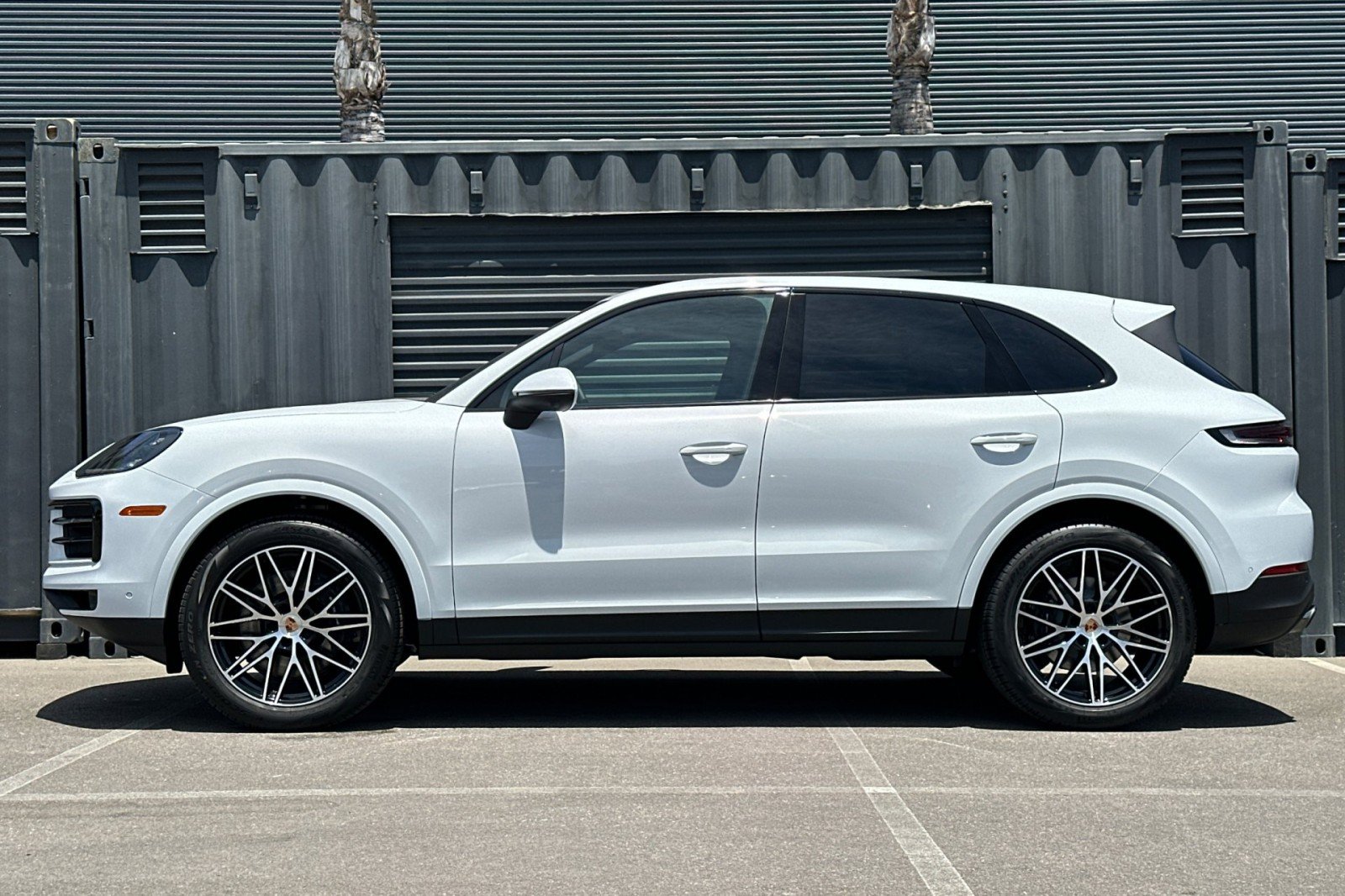 New 2026 Carrara White Metallic Porsche AWD image 2