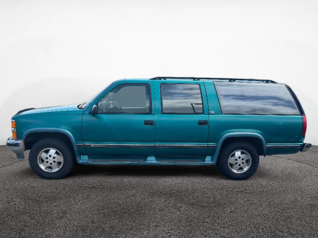1994 Chevrolet Suburban's photo