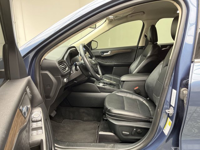 Used 2020 Blue Metallic Ford Titanium image 3
