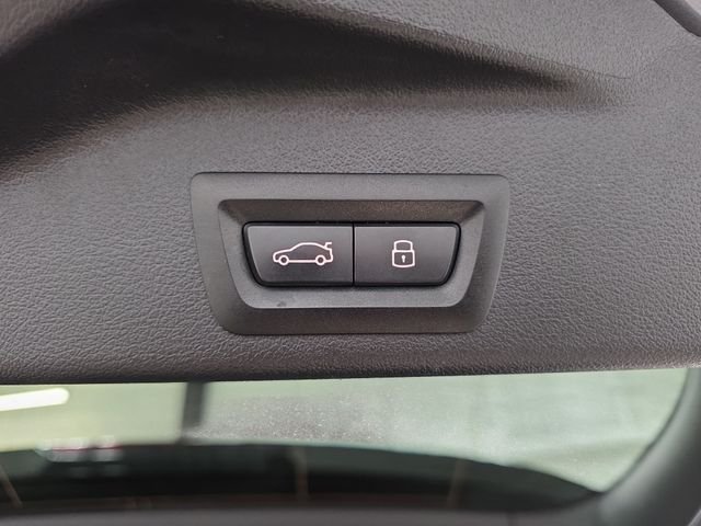Certified Used 2025 Skyscraper Grey Metallic BMW xDrive40i image 31