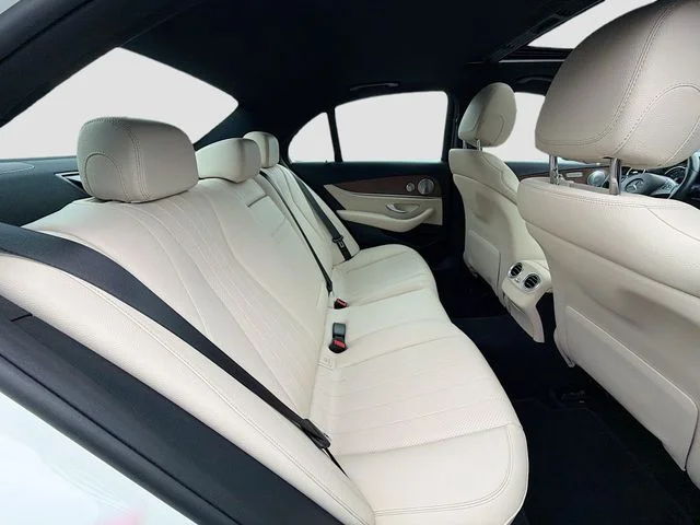 Used 2017  Mercedes-Benz E 300 image 27
