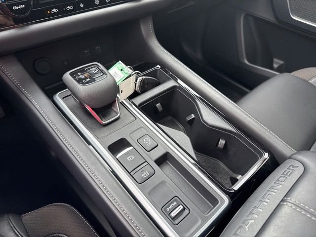 Used 2025 Gray Nissan SL image 35