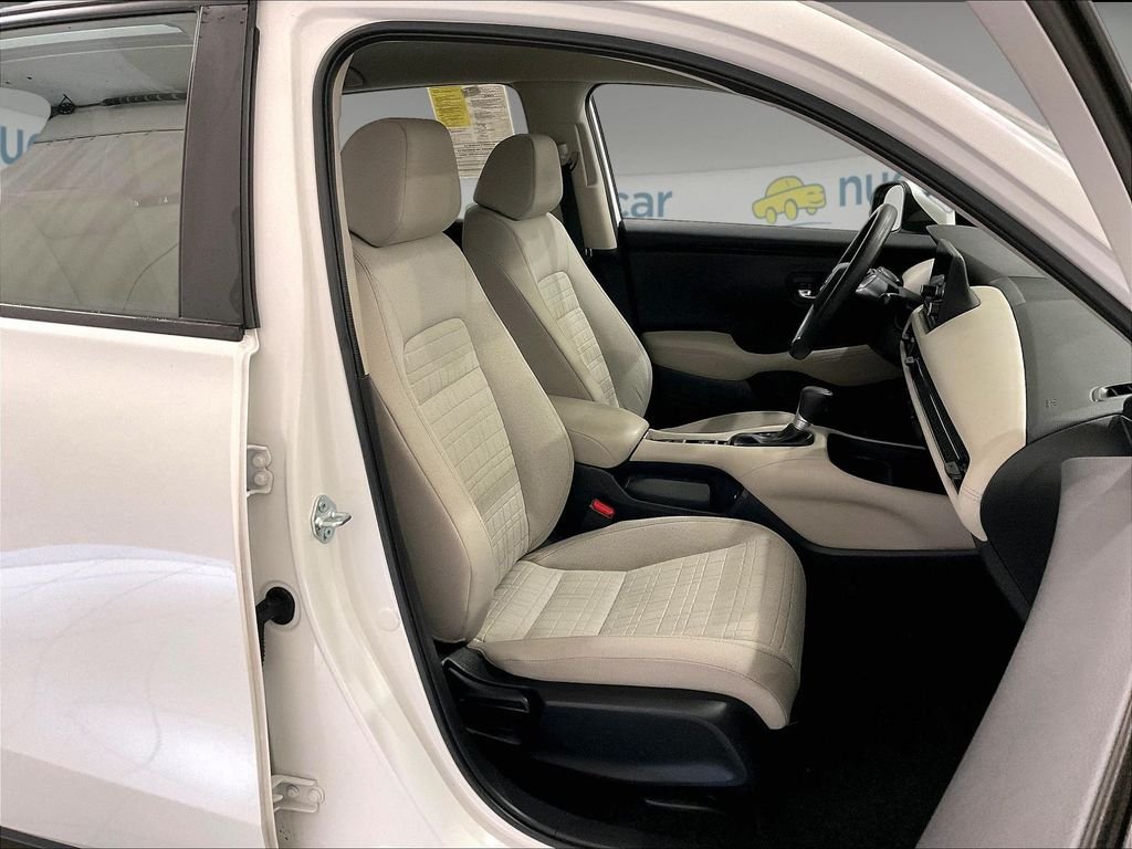 Certified Used 2024 Platinum White Pearl Honda LX image 11