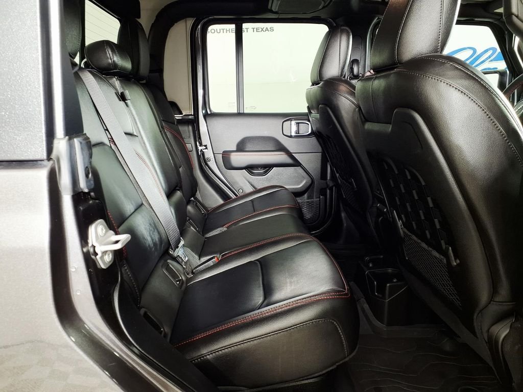 Used 2023 Gray Jeep Rubicon image 10