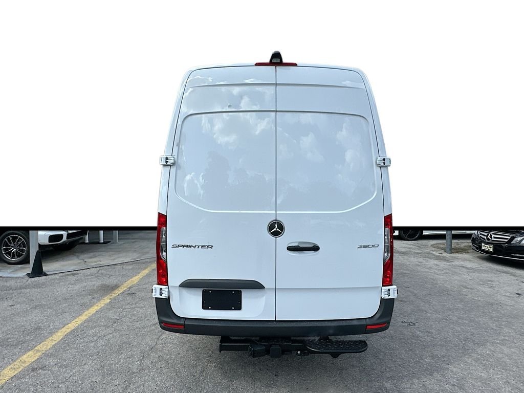 2026 Mercedes-Benz Sprinter Cargo Van Base - Photo 6