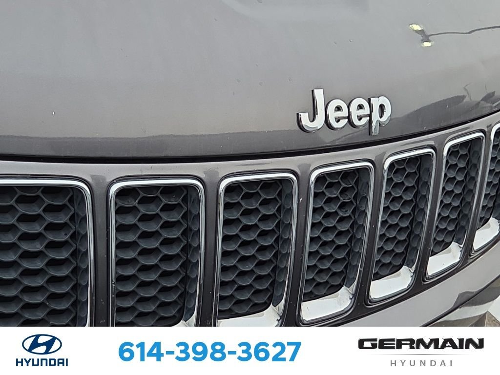 Used 2014 Gray Jeep Overland image 15