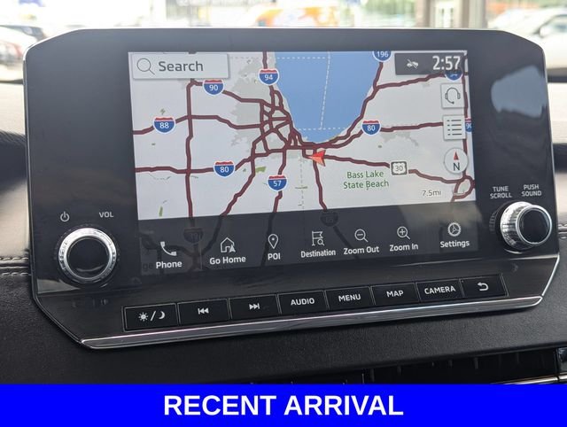 Used 2024  Mitsubishi SEL image 16