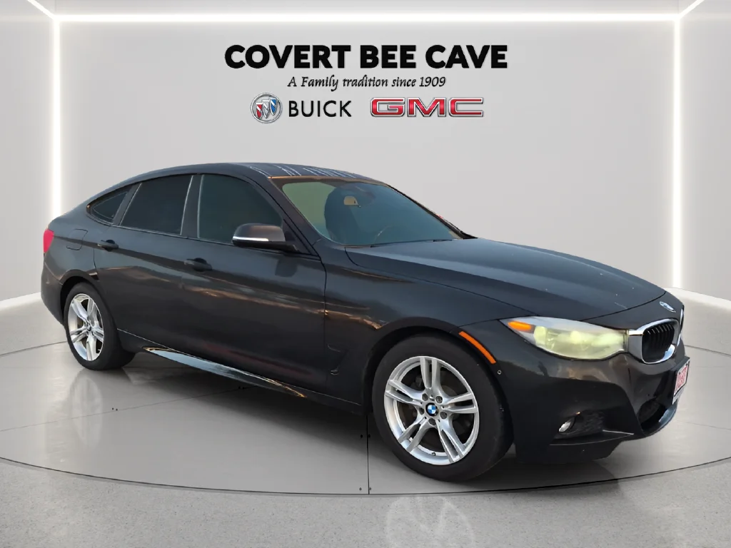 Used 2018 Black BMW 330 Gran Turismo i xDrive image 1