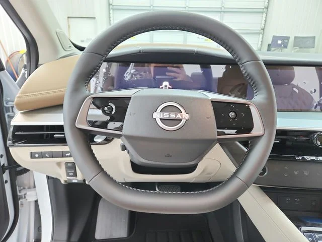 New 2026 White Nissan Platinum image 25
