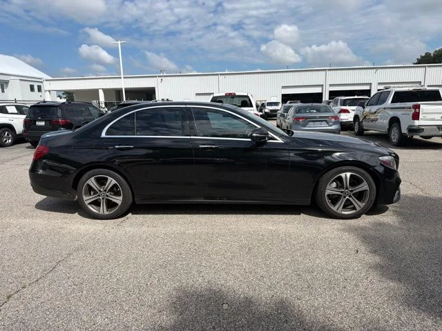 Used 2018 Black Mercedes-Benz E 300 image 2