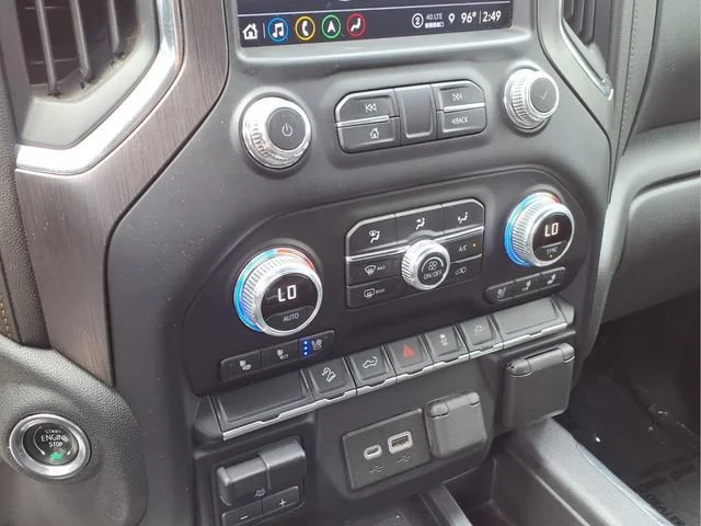 Used 2022 Summit White GMC AT4 image 6