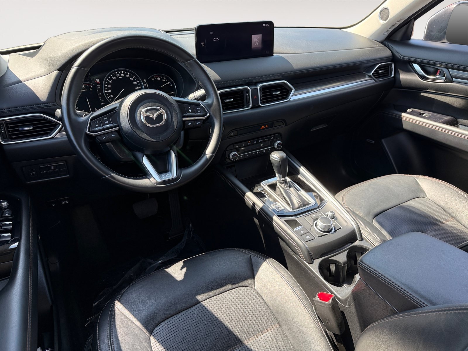 Certified Used 2023 White Metallic Mazda 2.5 S Premium Plus Package image 15
