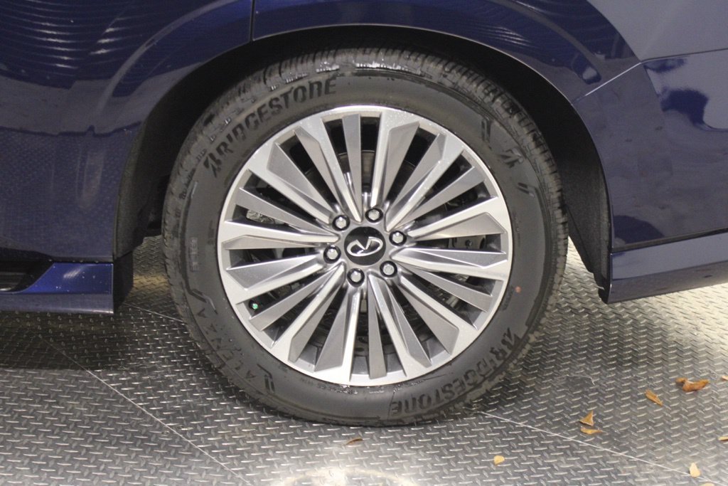 Used 2025 Blue INFINITI LUXE image 20