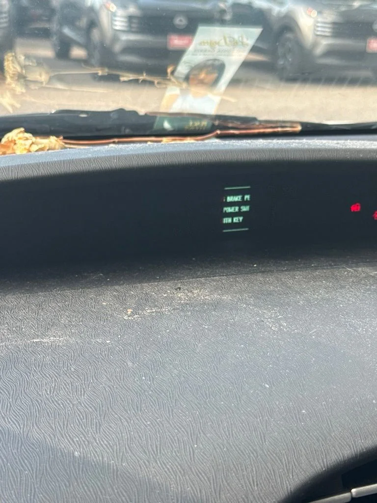 Used 2010 White Toyota  image 3
