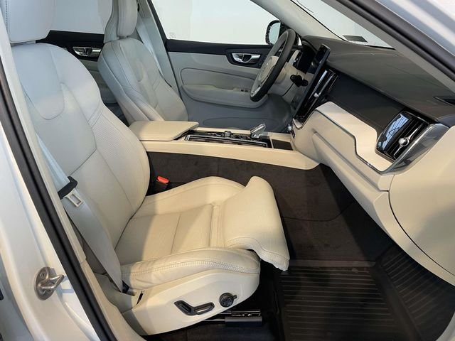 2026 Volvo XC60 Ultra - Photo 22