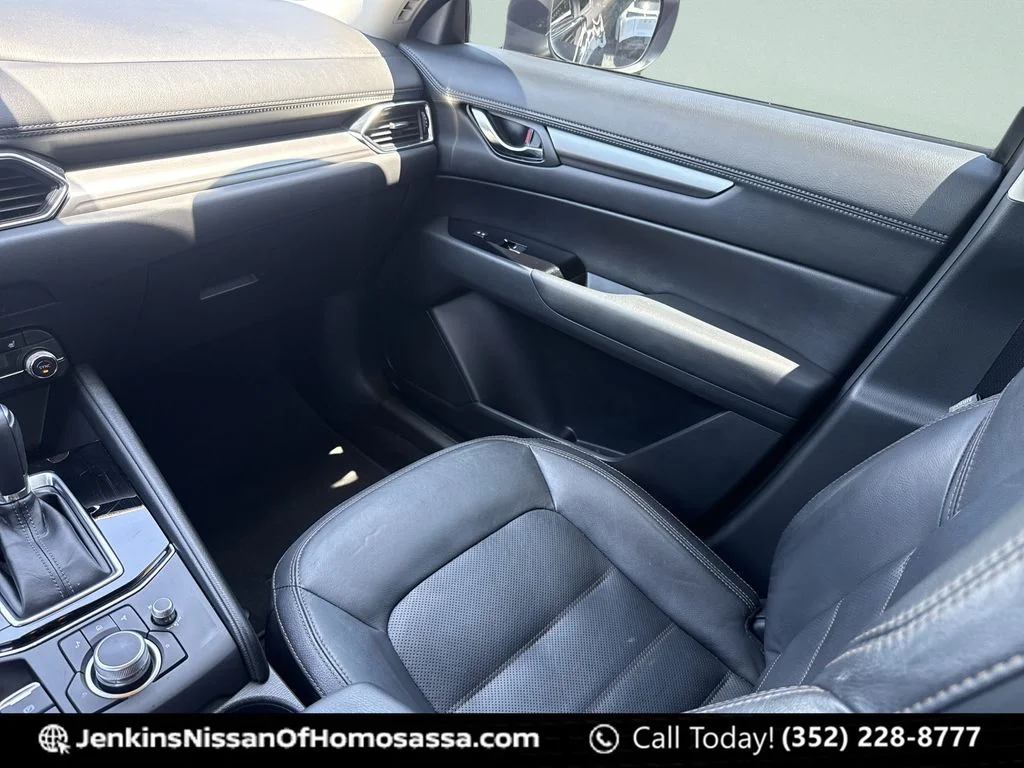 Used 2022 Blue Mazda 2.5 S Preferred Package image 29