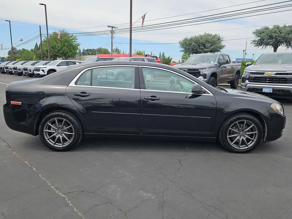 Used 2011 Black Granite Metallic Chevrolet LS image 7