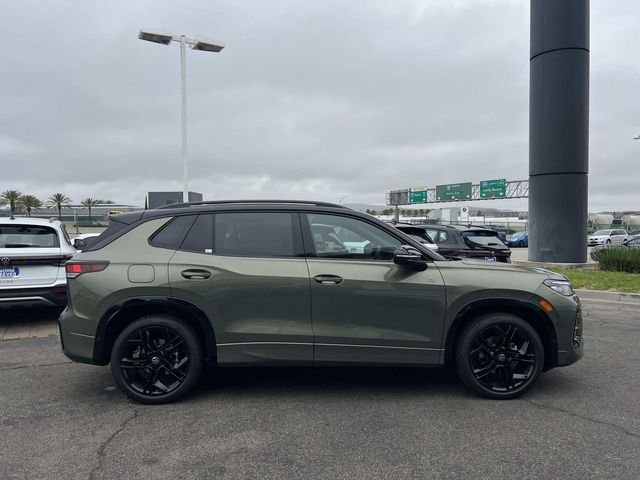 New 2026 Green Volkswagen 2.0T SE R-Line Black image 28