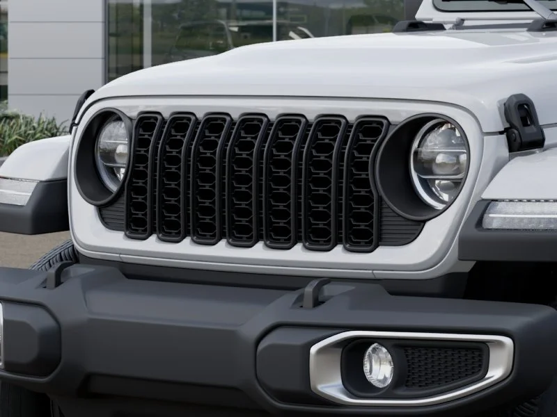 New 2026 Bright White Clear-Coat Exterior Paint Jeep Sahara image 39