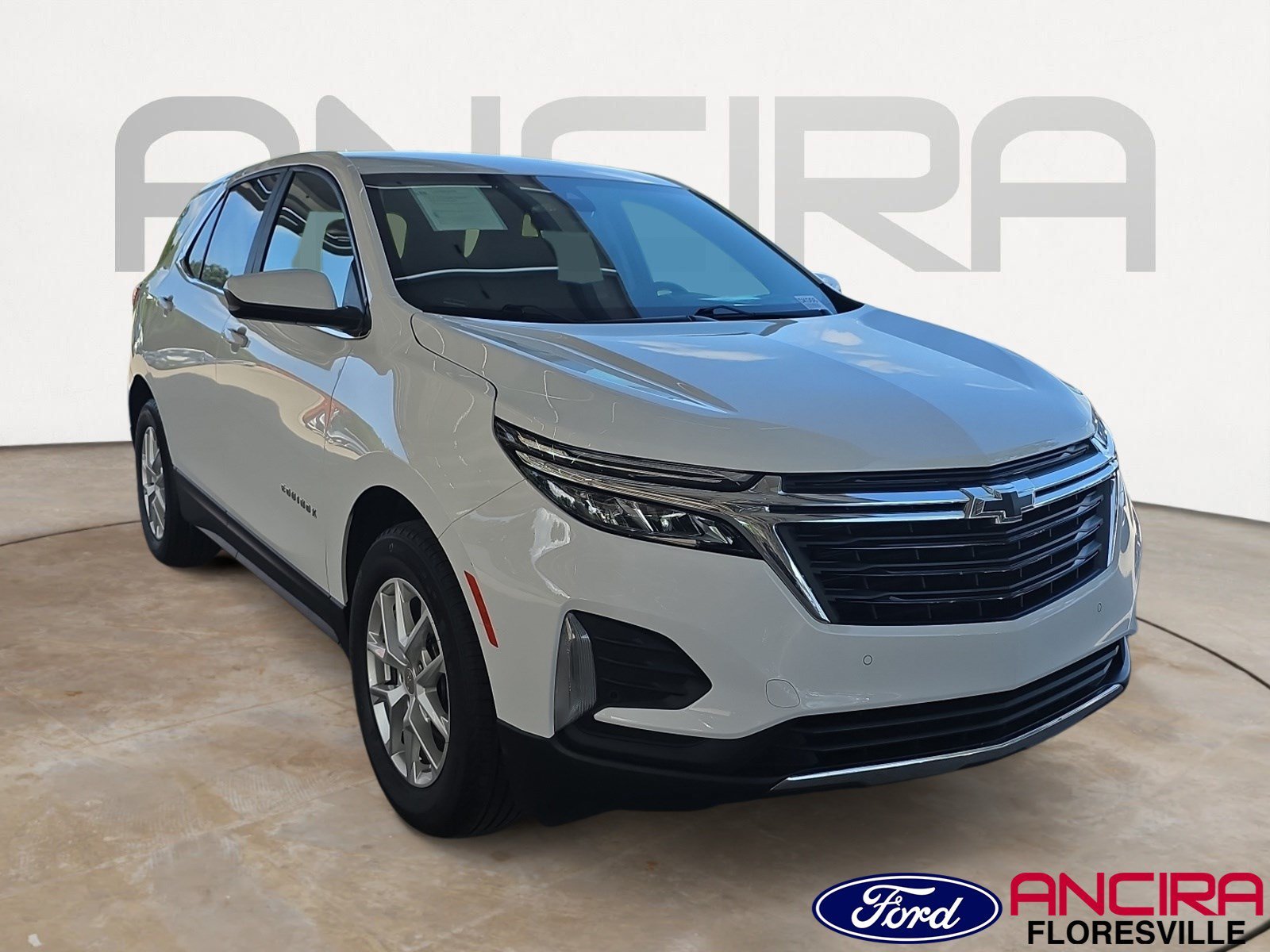 Used 2024 Summit White Chevrolet LT image 1