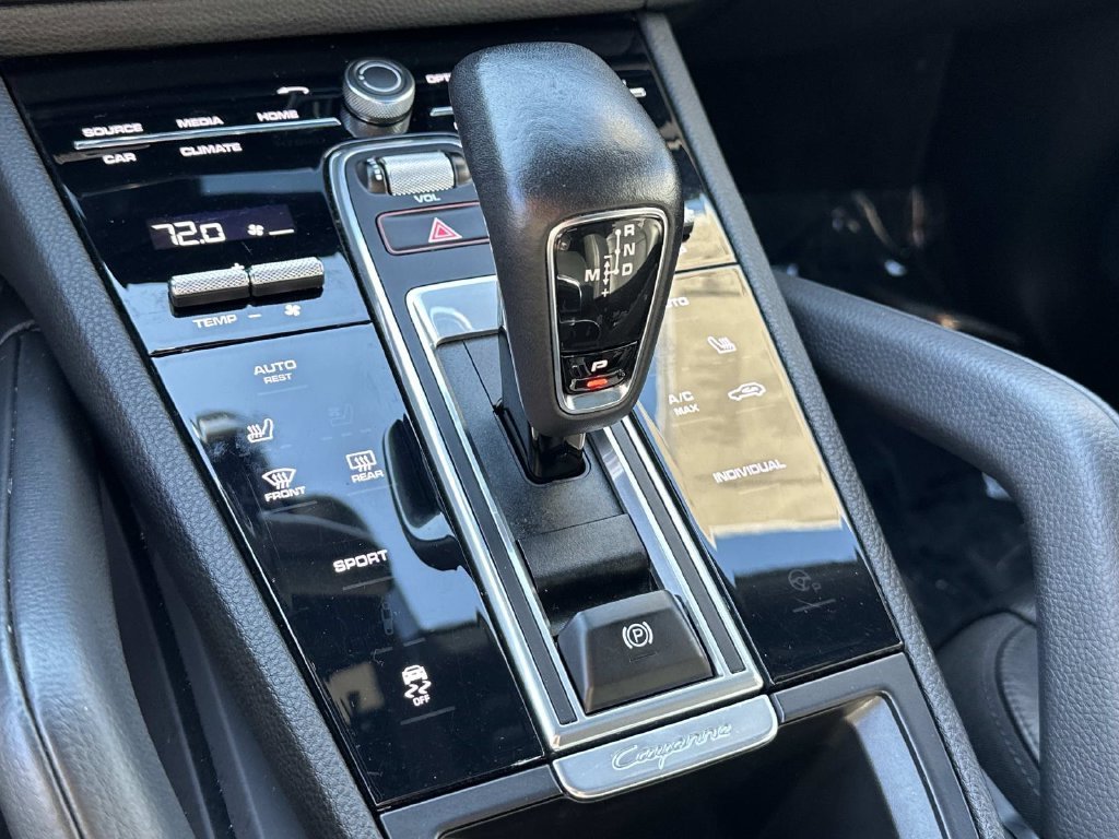 2023 Porsche Cayenne Base - Photo 24
