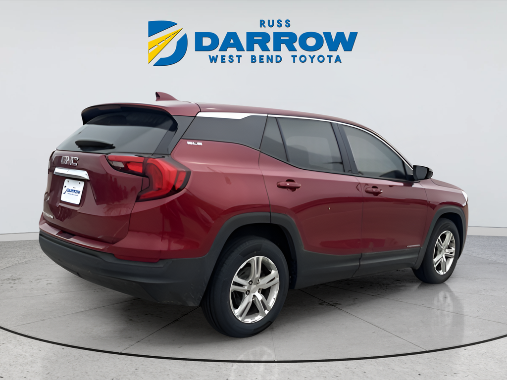 Used 2018 Red GMC SLE image 5