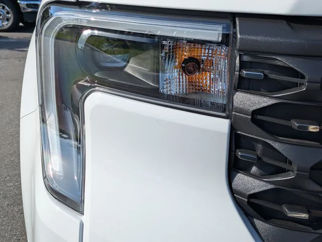 New 2026 Oxford White Ford Lariat® image 10