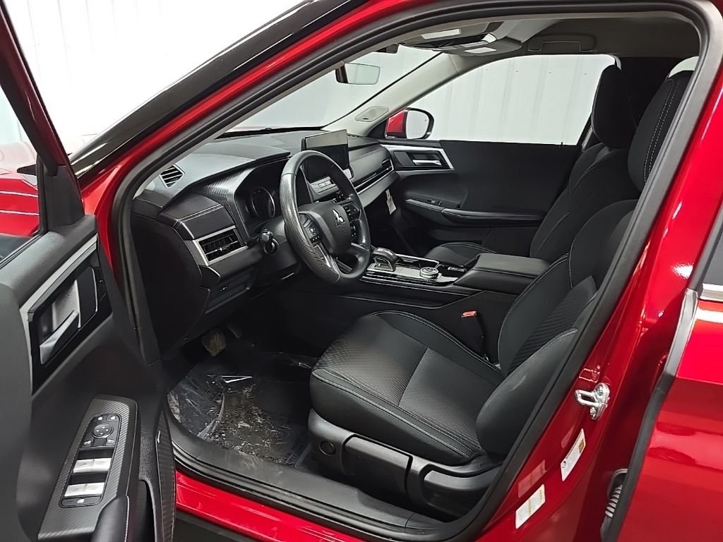 Used 2025 Red Mitsubishi ES image 34