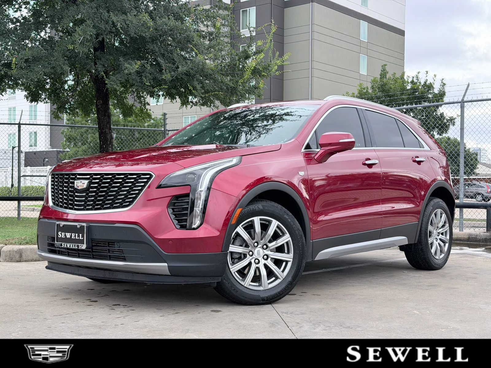 2023 Cadillac XT4 Premium Luxury's photo