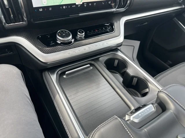 2025 Ford Expedition Platinum - Photo 40