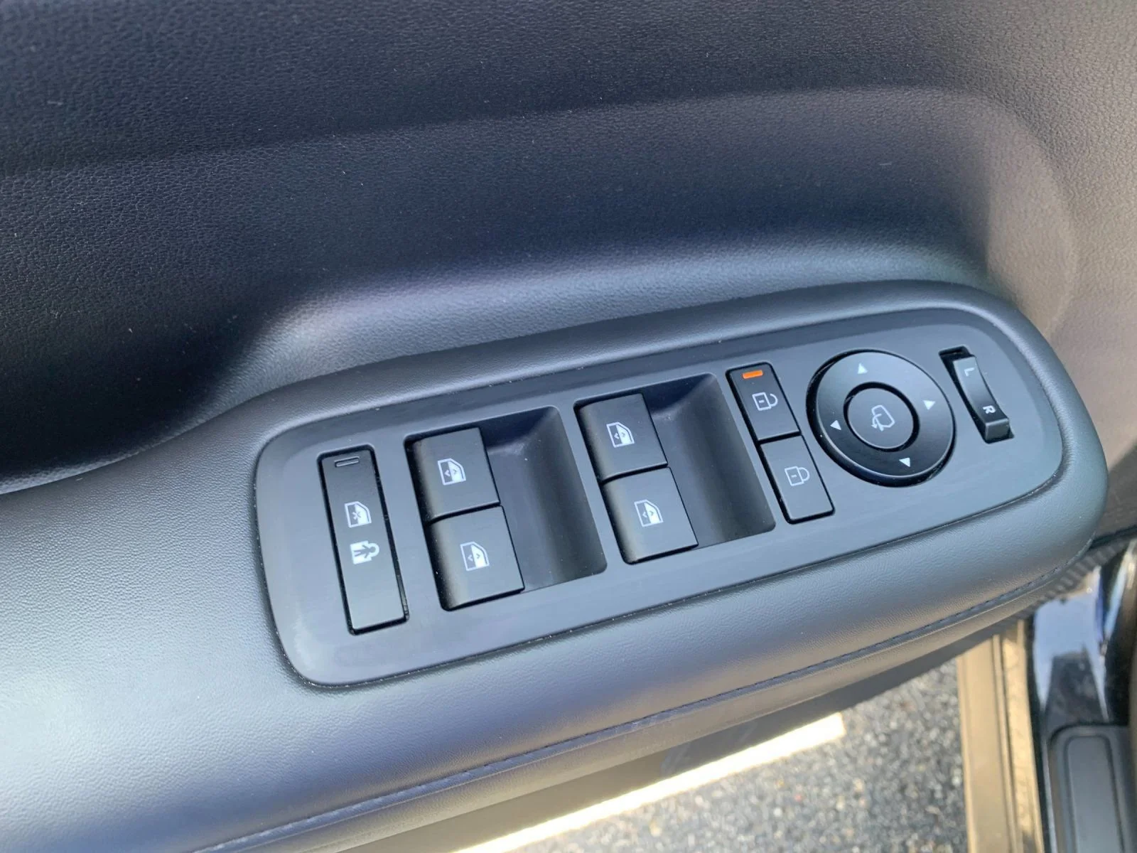 Used 2025 Black Hyundai Calligraphy image 12