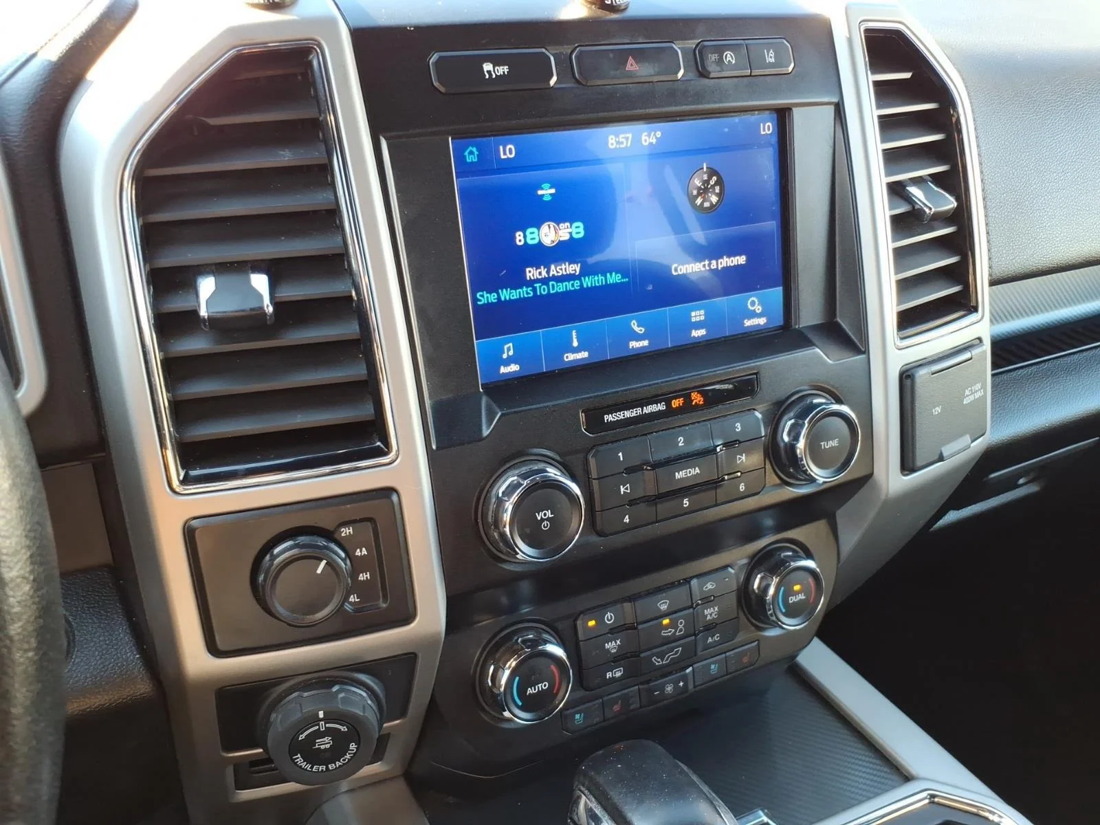 Used 2020 RED Ford LARIAT image 16