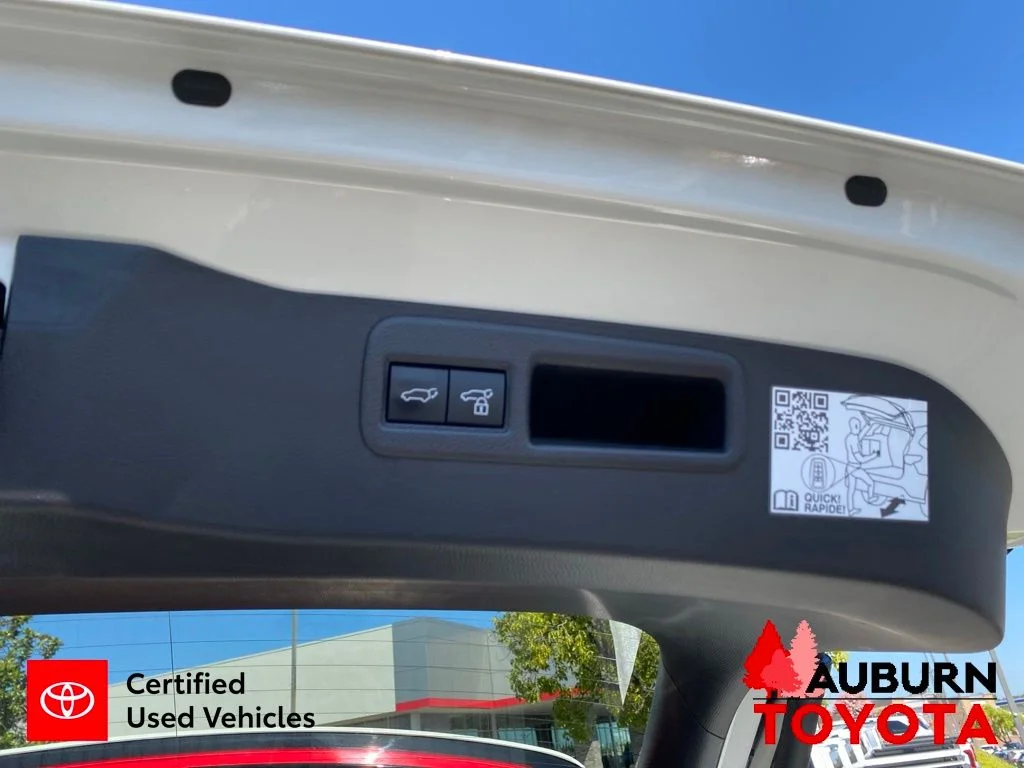Certified Used 2021 Blizzard Pearl Toyota Limited image 13