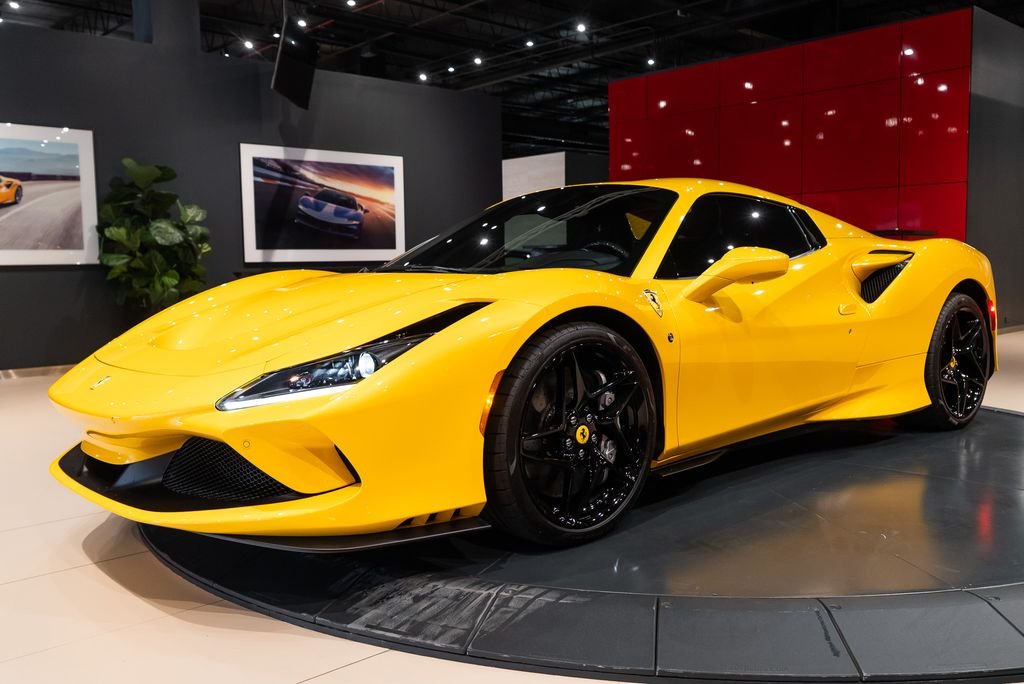 Certified Used 2023 Giallo Triplo Strato Ferrari Base image 46