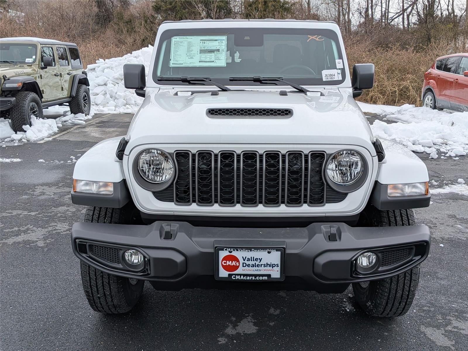 New 2025 Bright White Clear-Coat Exterior Paint Jeep Sport S image 2