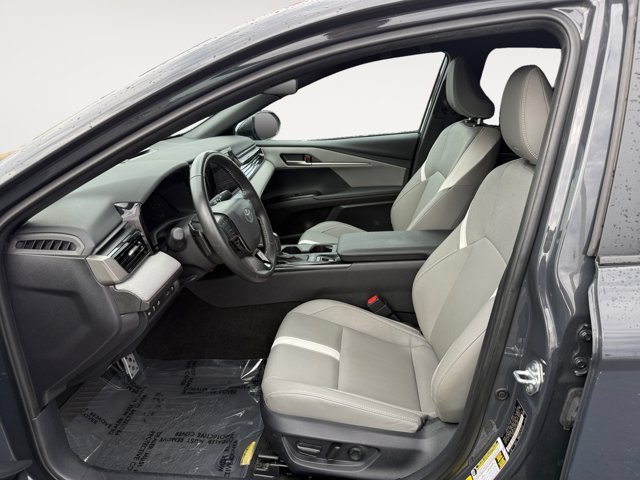 Used 2025 Underground Toyota SE image 10