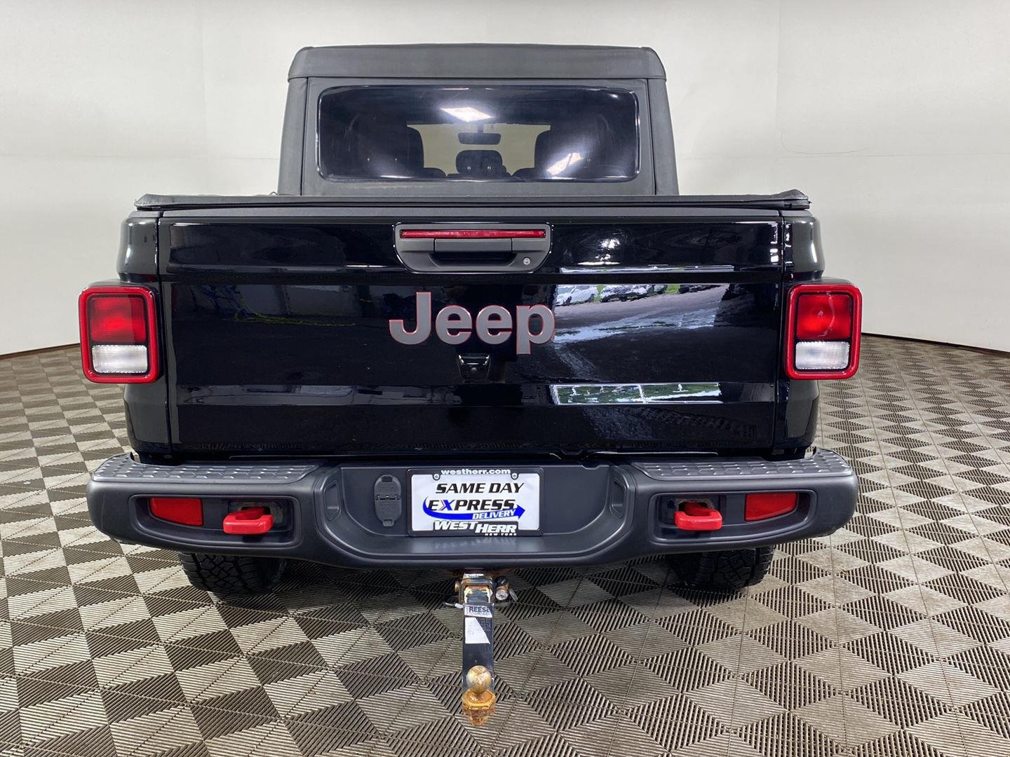 Used 2022 Black Clearcoat Jeep Rubicon image 6