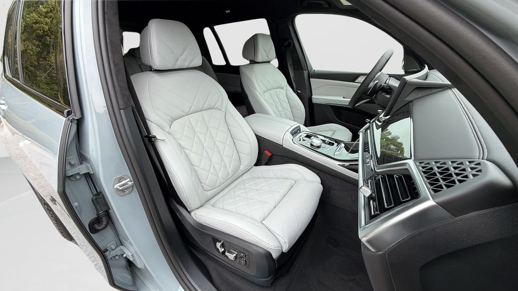 New 2026 Brooklyn Grey Metallic BMW xDrive40i image 19