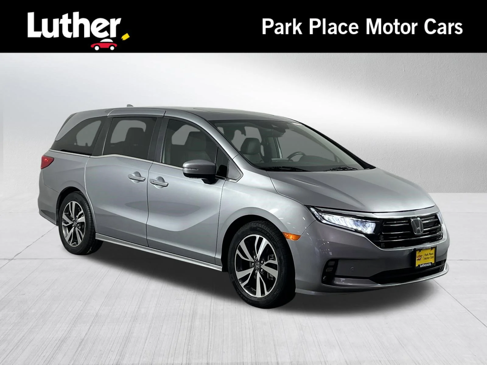 2022 Honda Odyssey Touring's photo