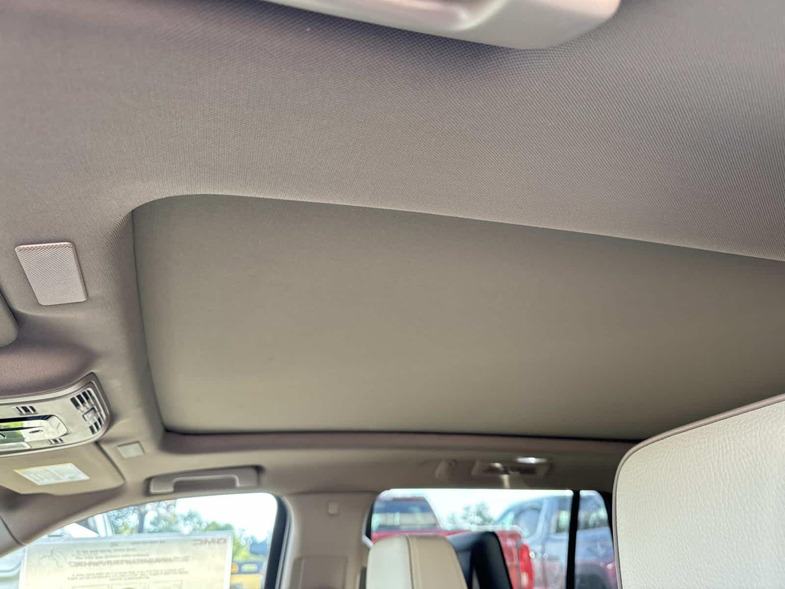 2026 GMC Yukon Denali - Photo 13