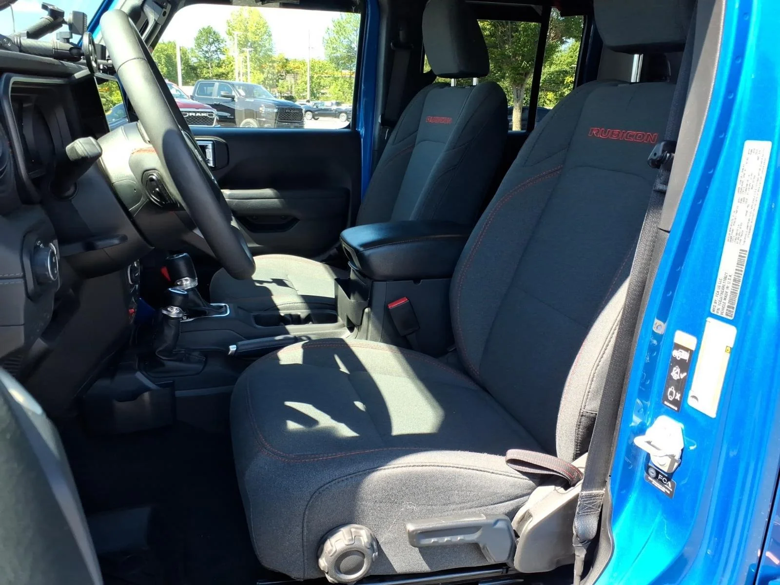 Used 2024 Hydro Blue Pearlcoat Jeep Rubicon image 19