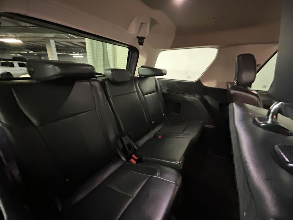 Used 2024 Black Ford XLT image 17