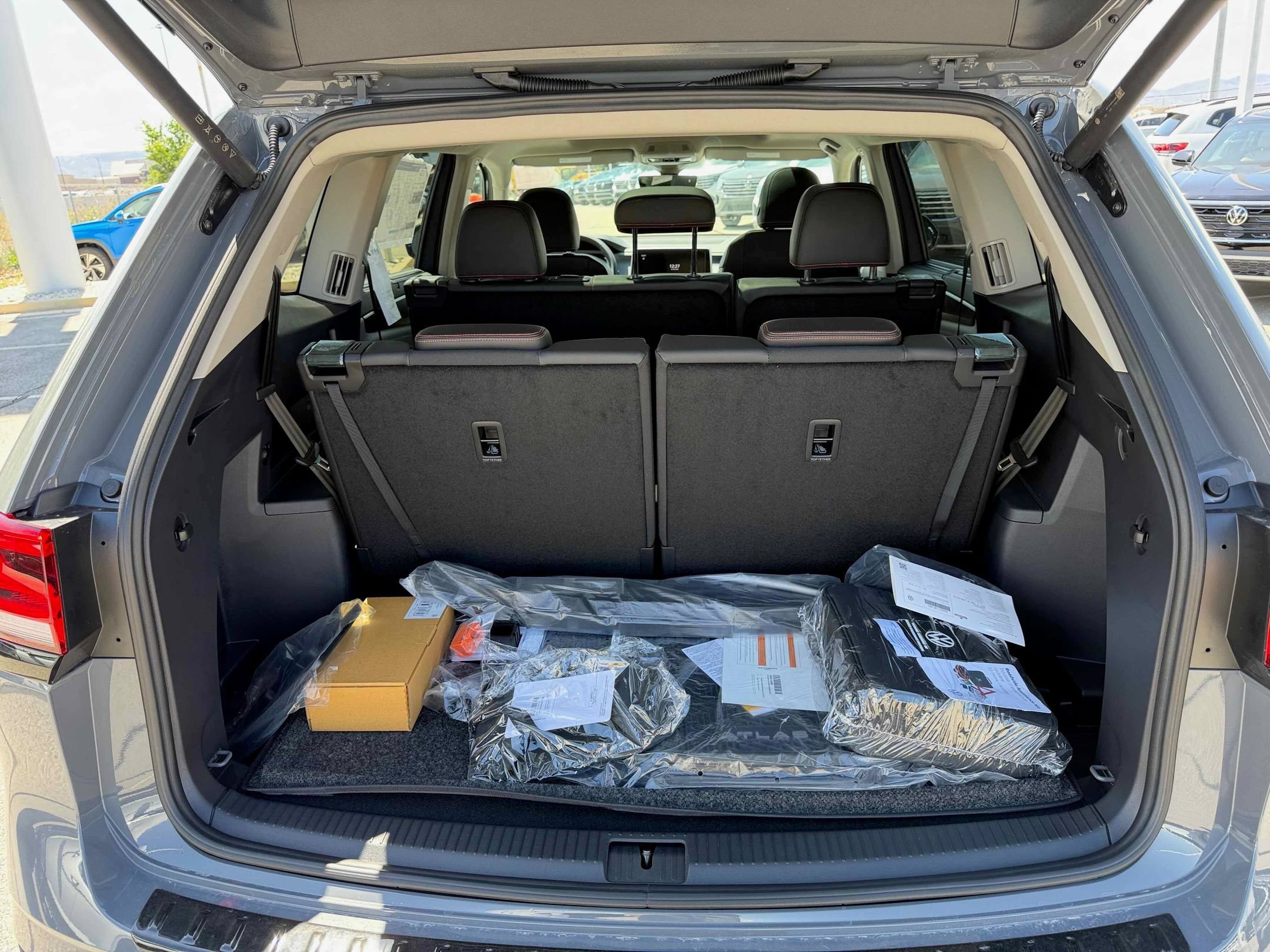 New 2026 Gray Volkswagen 2.0T Peak Edition image 32