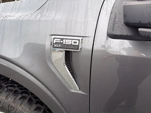 Used 2022 Gray Ford XLT image 8