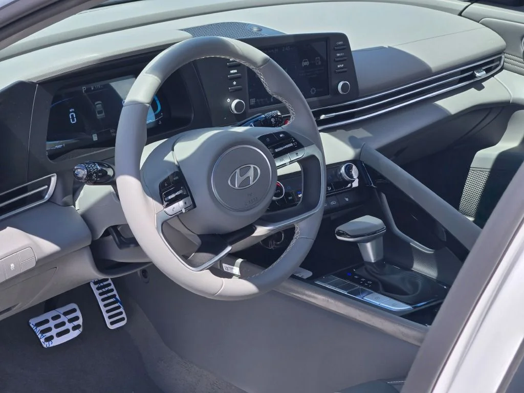 New 2026 White Hyundai SEL Sport image 21