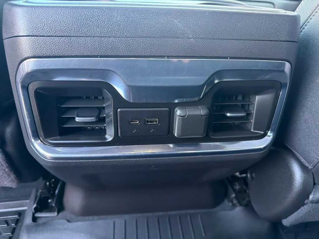 Used 2022 Summit White GMC AT4 image 14