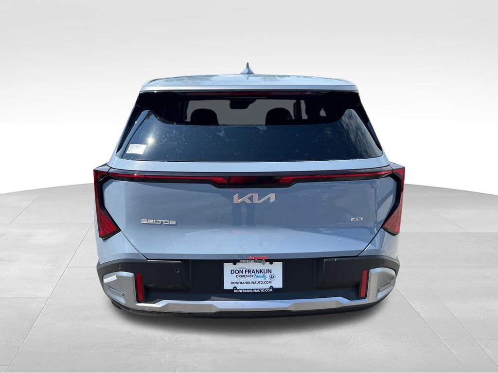 New 2027 Gray Kia S image 4